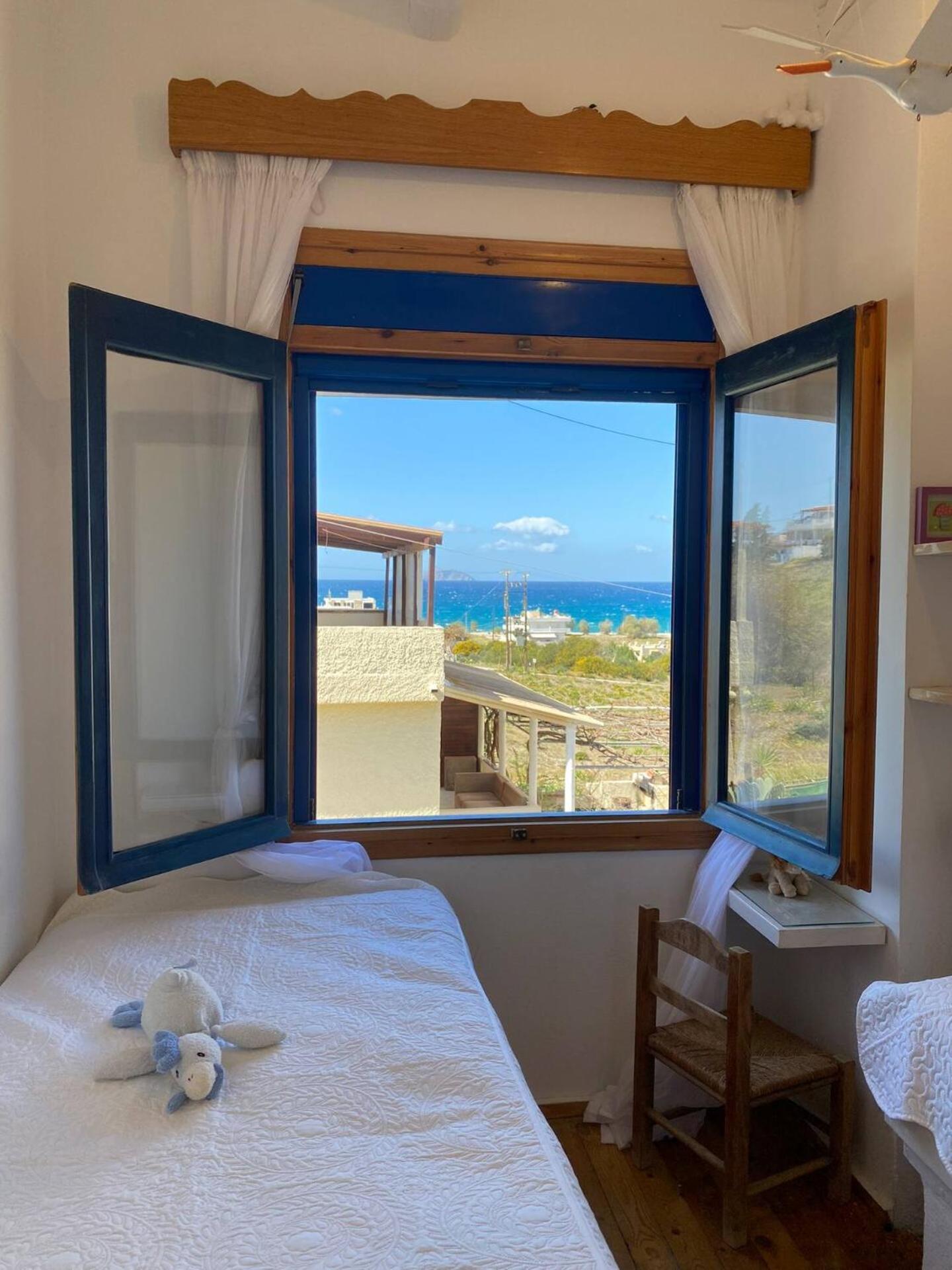 Nikita'S Apartment, With Seaview 칼라마키 외부 사진