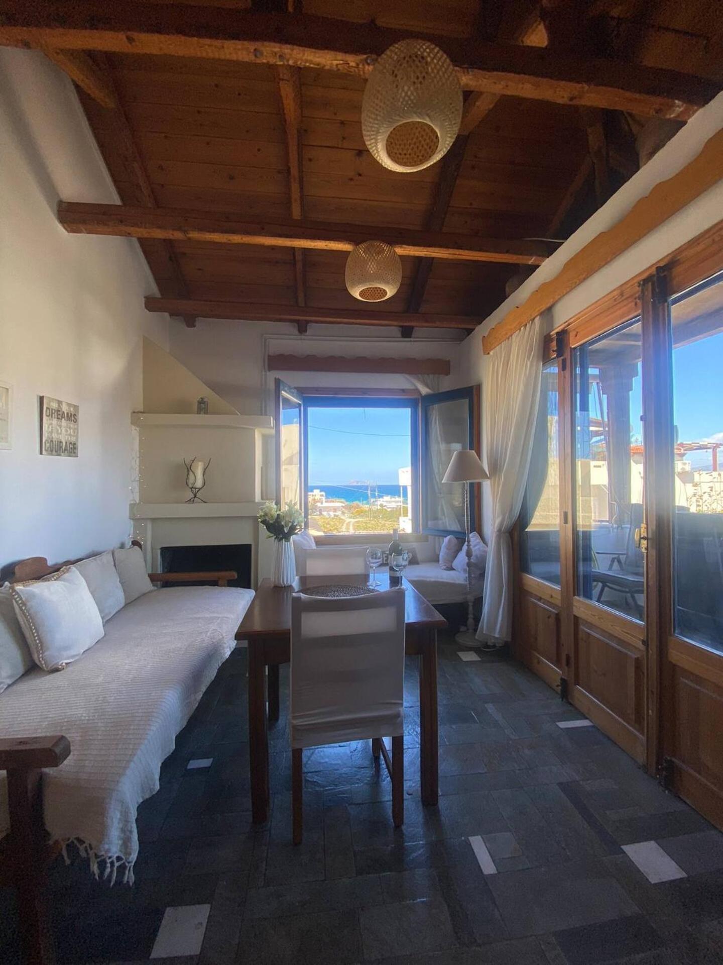 Nikita'S Apartment, With Seaview 칼라마키 외부 사진